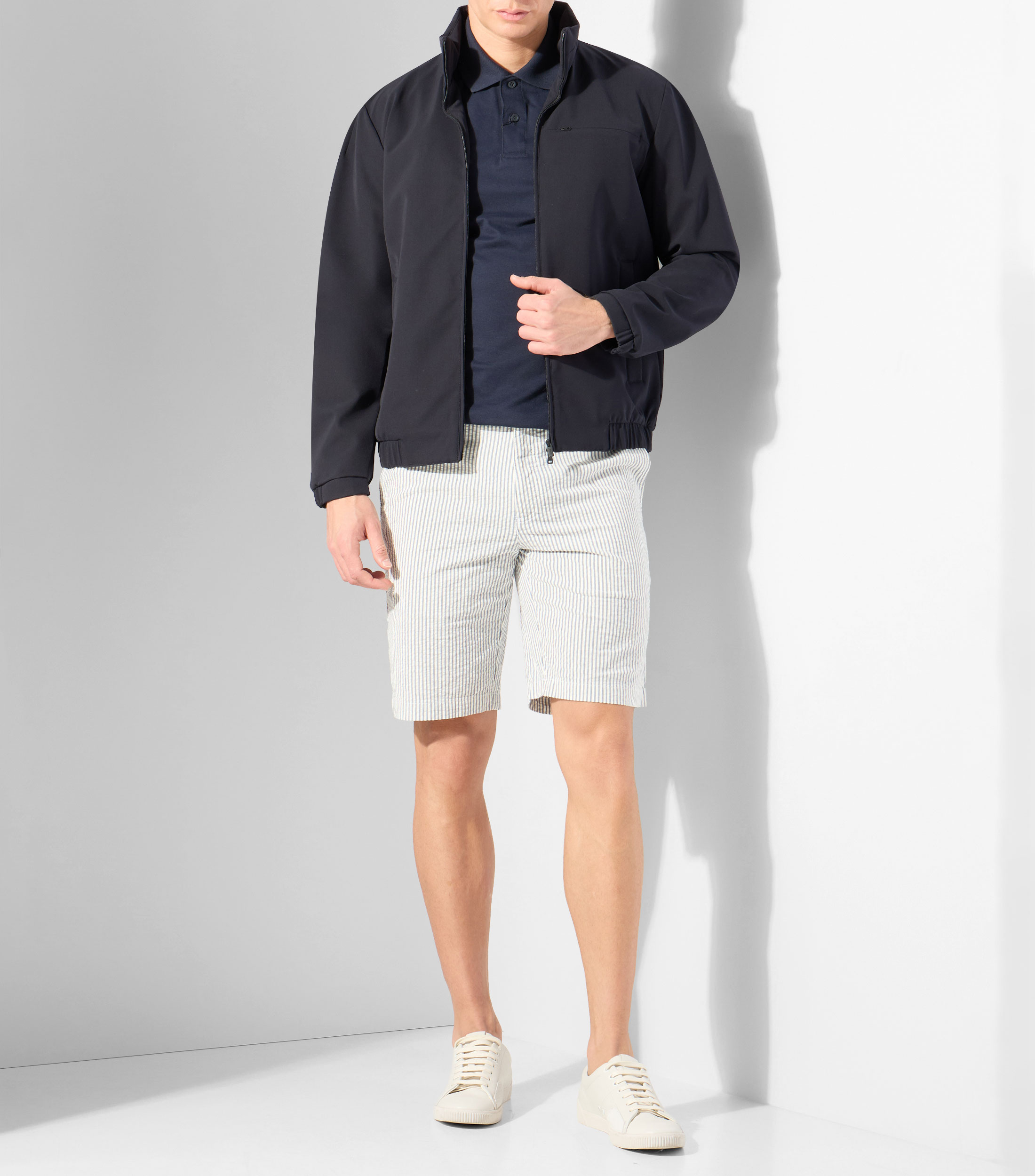 Playera tipo polo con manga corta lisa Hombre